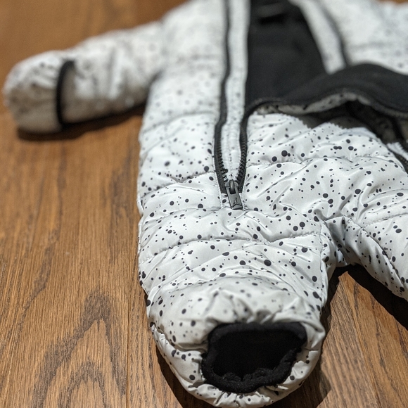 Jordan Baby Hooded Snowsuit - Picture 6 of 7